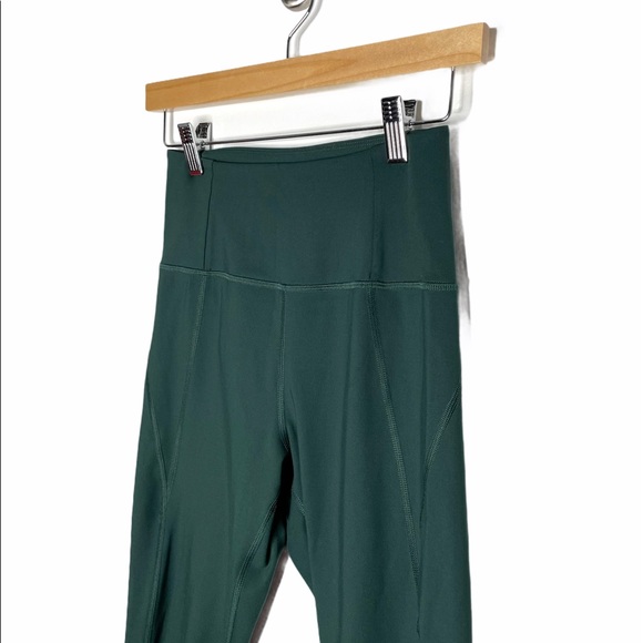 Girlfriend Collective Moss 23 3/4 HighRise Legging - Picture 3 of 8
